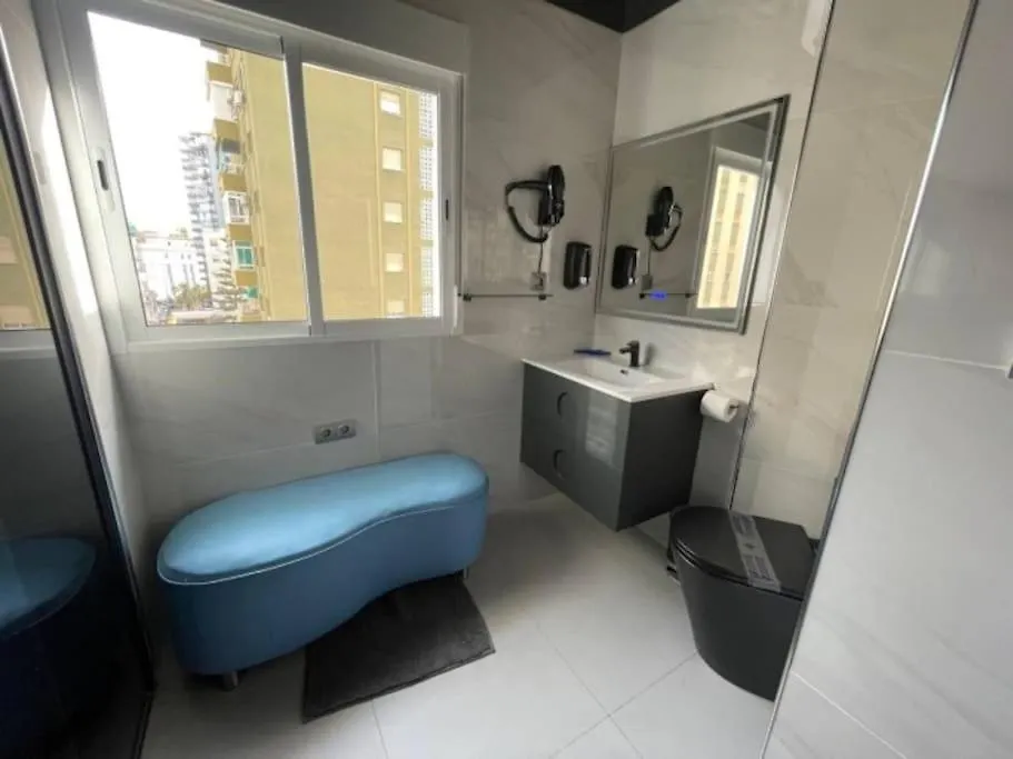 True Colours Apartment , City Center Torremolinos By Namaste Elite