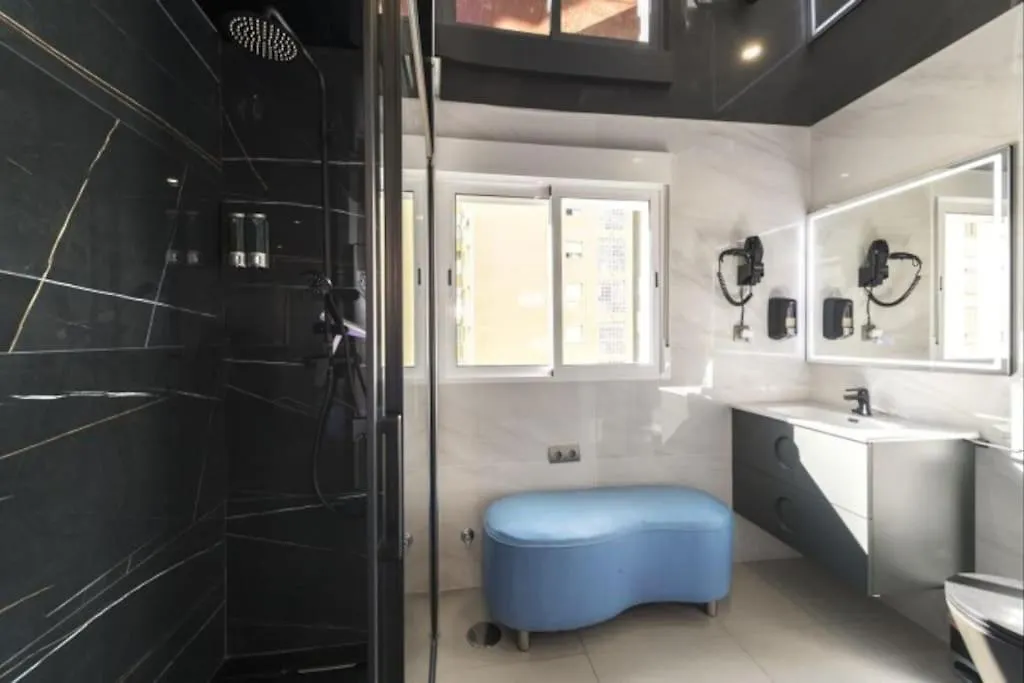 True Colours Apartment , City Center Torremolinos By Namaste Elite