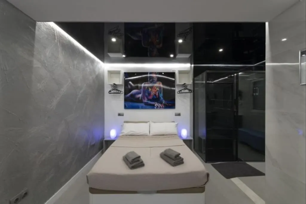 True Colours Apartment , City Center Torremolinos By Namaste Elite